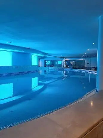 Photo de Satsanga Spa Ampalius