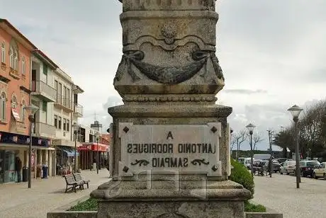 Photo de Busto de António Rodrigues Sampaio