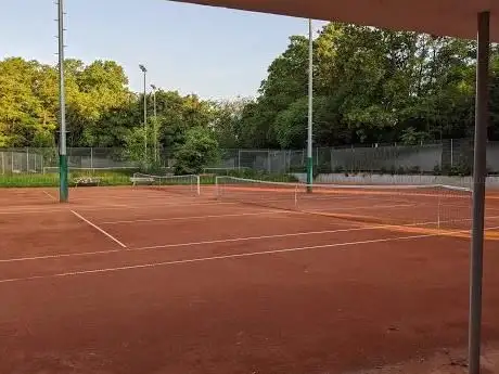 Photo de Tennisanlage im Schlossgarten