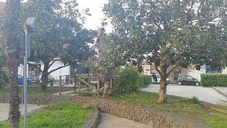 Photo de Piazza Regina Elena San Giovanni La Punta CT