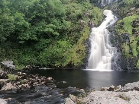Photo de Assaranca Waterfall (Eas a' Ranca)