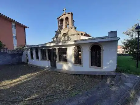 Photo de Church of San Andres de Ceares