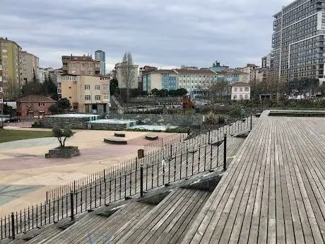 Photo de Kartal Komşuluk ve Dayanışma Meydanı
