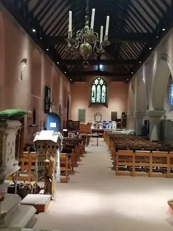 Photo de Saint Laurence Church  Slough