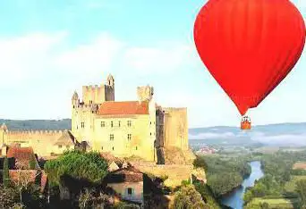 Photo de Balloon & castles