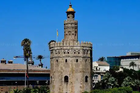 Photo de Torre del Oro