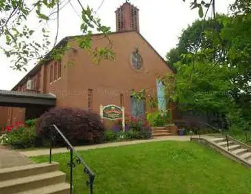 Photo de St. Peter Claver Roman Catholic Church