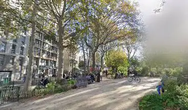 Photo de Square Louise de Marillac,