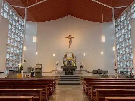 Photo de Quirinuskirche - Katholische Kirchengemeinde St. Quirinus