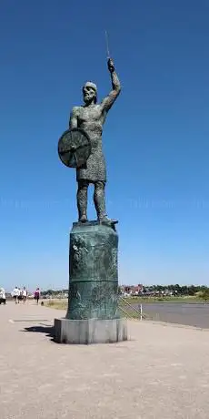 Photo de Statue of Byrhtnoth