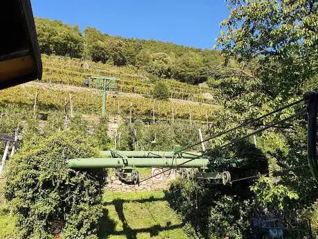 Photo de Algund Talstation des Vellau-Sessellifts