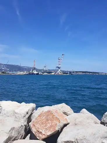 Photo de Port Marchand Public Garden