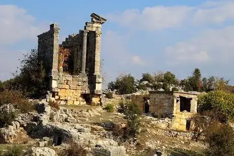 Photo de Cambazlı Anıt Mezarları