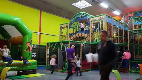 Photo de Le Repaire des Arsouilles plaine de jeux intérieure - Nivelles