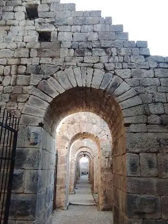 Photo de Pergamon Athena Tapınağı ve Temenosu