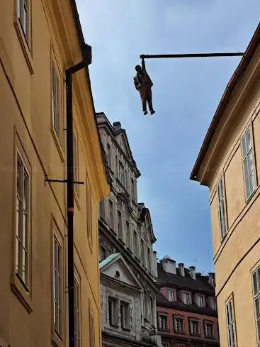 Photo de Socha zavěšeného Sigmunda Freuda