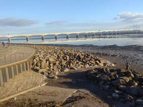 Photo de Severn Beach Promenade & Riverbank