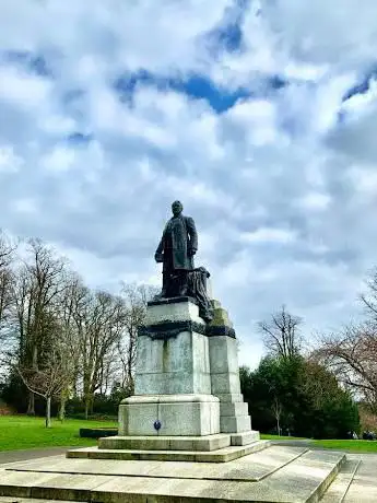 Photo de Andrew Carnegie Statue