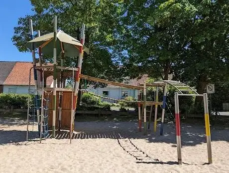 Photo de Spielplatz Heideweg