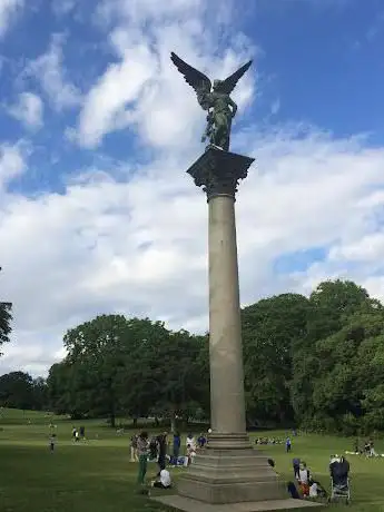 Photo de Colonne de la Paix Armée