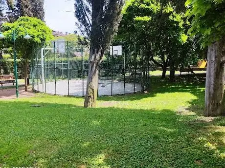 Photo de Acıbadem Çıkmaz Park