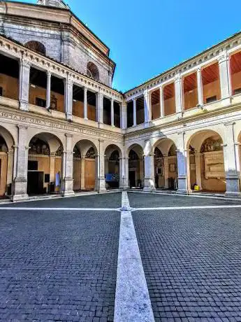 Photo de Chiostro del Bramante