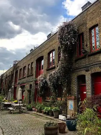 Photo de Pullens Yards