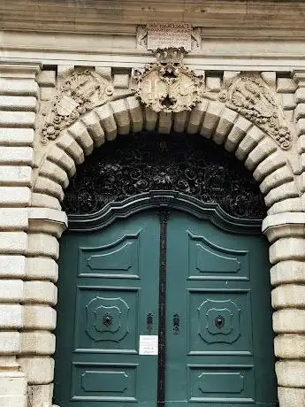 Photo de Palais Saurau mit Türkenfigur