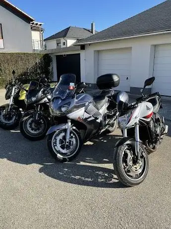 Photo de DreamRide-Motorkölcsönző
