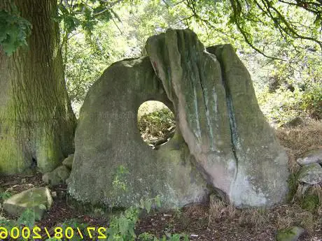 Photo de The Devil's Ring and Finger