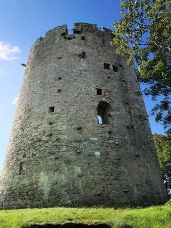 Photo de Lough Oughter Castle Island