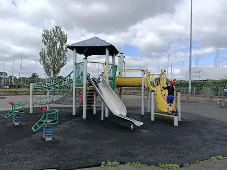 Photo de Bath Road Recreation Ground Play Area