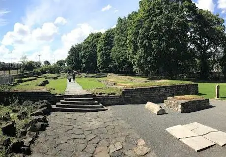 Photo de Memorial park with St. Olav's Monastery and St. Hallvard's Cathedral