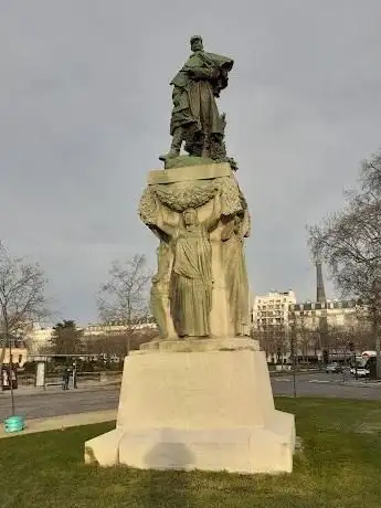 Photo de Statue du maréchal Gallieni
