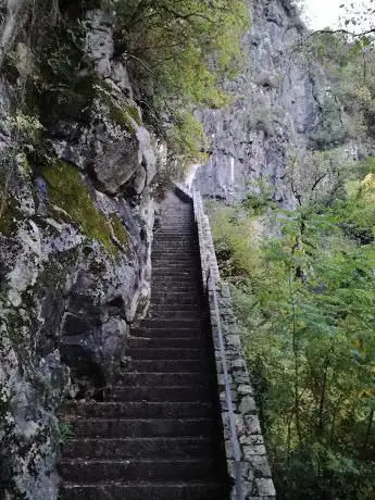 Photo de pulfero Valli Del Natisone/Podbonesec dolina NadiÅ¾e