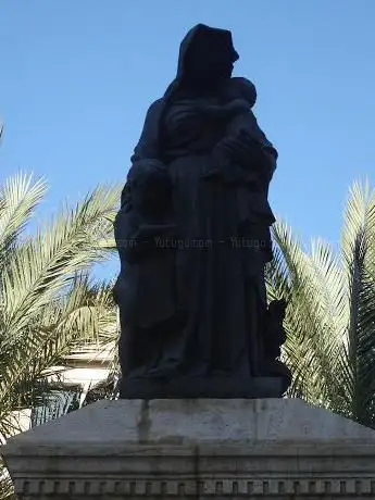 Photo de Estatua de la Caridad