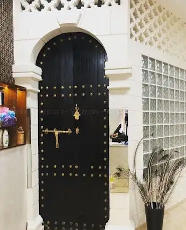 Photo de TAJ SANTE