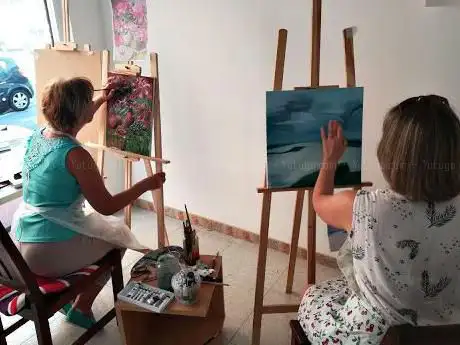 Photo de Art School 