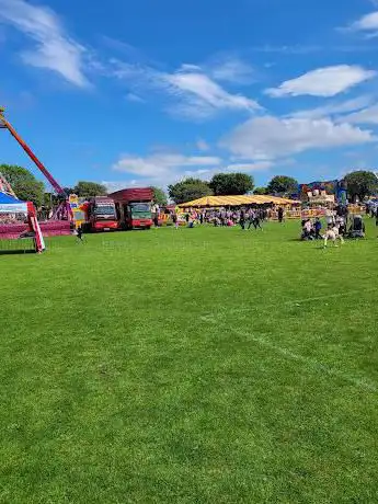 Photo de Redbank playing fields