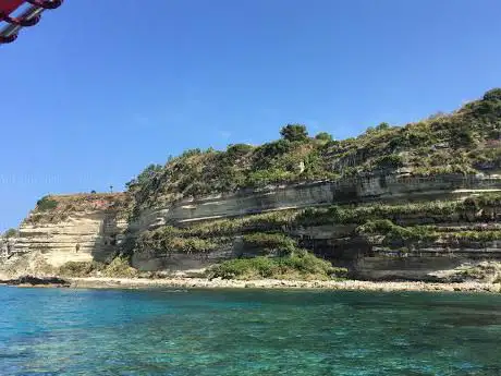 Photo de Costabella Tropea - Escursioni e Tour in barca - Costa degli Dei
