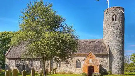 Photo de St Michaels Church (Rushmere)