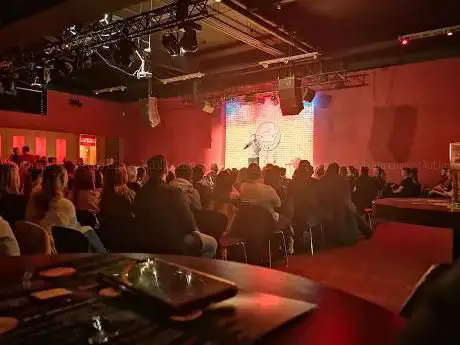 Photo de Laughter Lounge