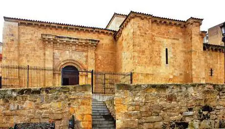 Photo de Church of San Cristobal