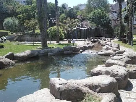 Photo de İBB Sururi Parkı