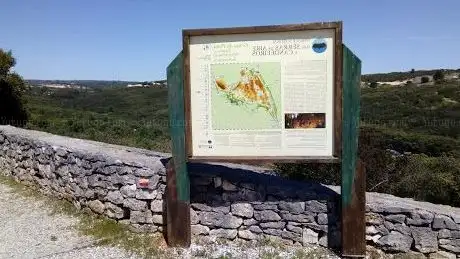 Photo de Centro de Interpretação Subterrâneo da Gruta - Algar do Pena (CISGAP)