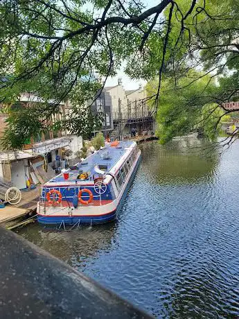 Photo de Walker's Quay