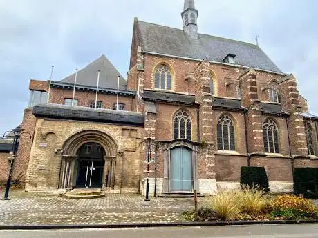 Photo de De Romaanse Poort