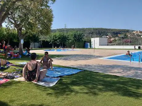 Photo de Piscina Municipal de Sant MartÃ­ Sarroca