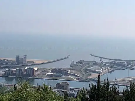 Photo de Top of the Hill
