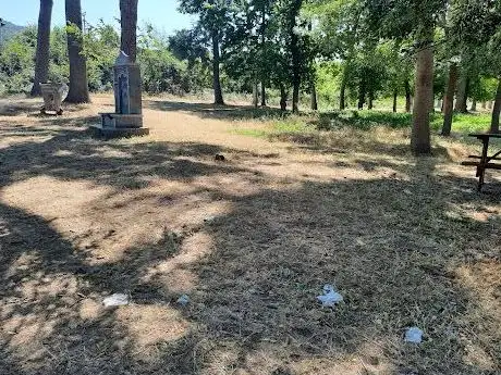 Photo de Gökçeyazı Promenade and Picnic Area